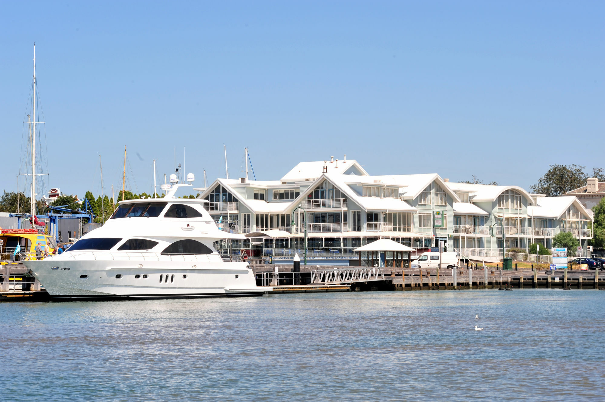 Aligned Corporate Residences Williamstown Bagian luar foto